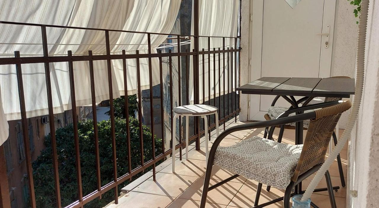 Apartment Pomerio Риека Экстерьер фото