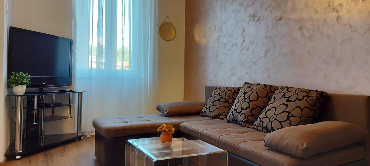 Apartment Pomerio Риека Экстерьер фото